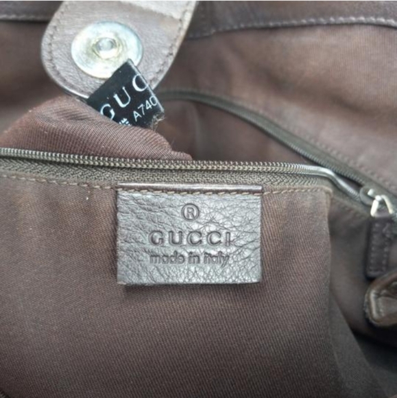 Authentic Gucci GG Monogram Supreme Sukey Shoulder Tote Bag - Picture 9 of 10